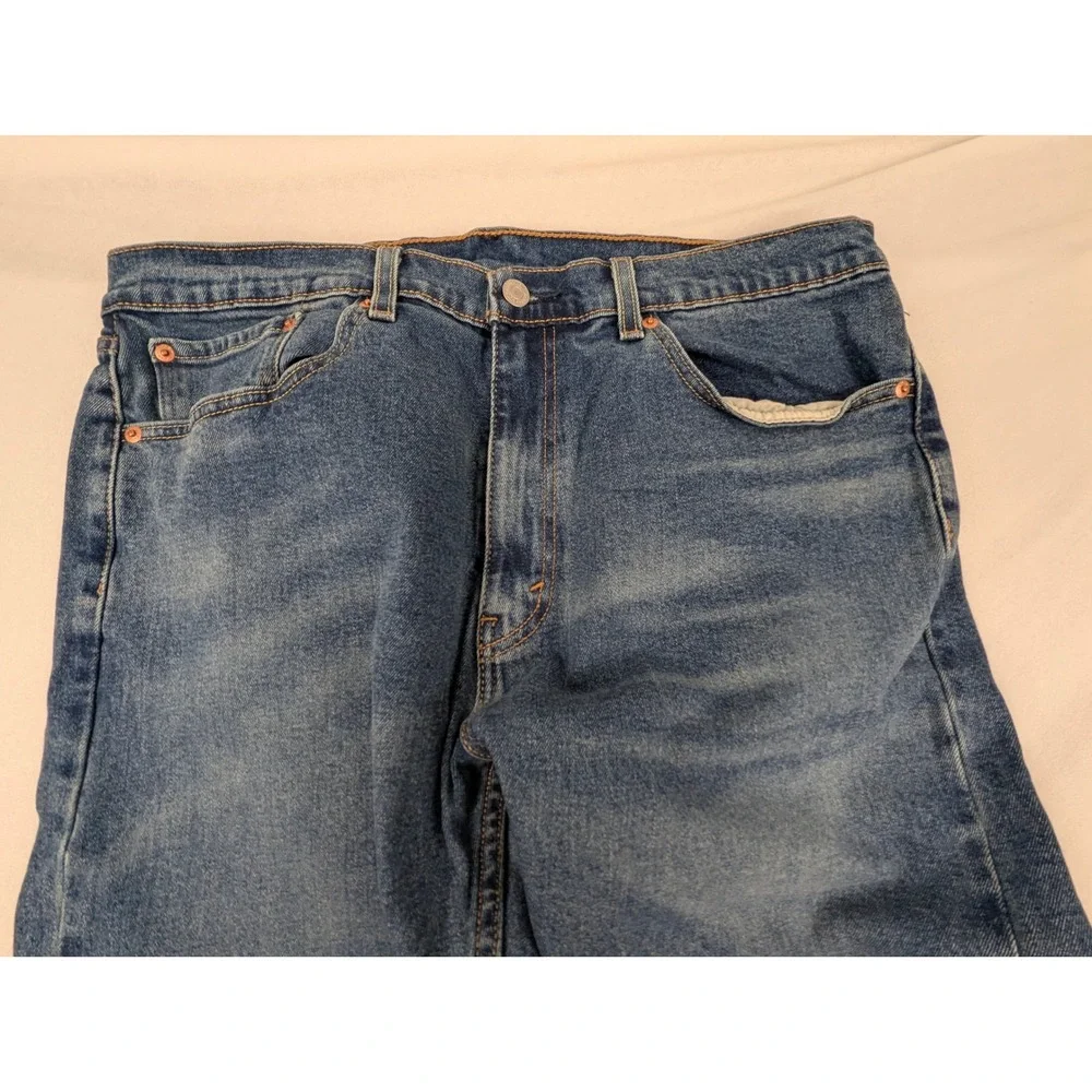 Levis 505 Regular Fit Straight Leg Jeans Mens 36x34 Medium Wash Blue 00505-1824